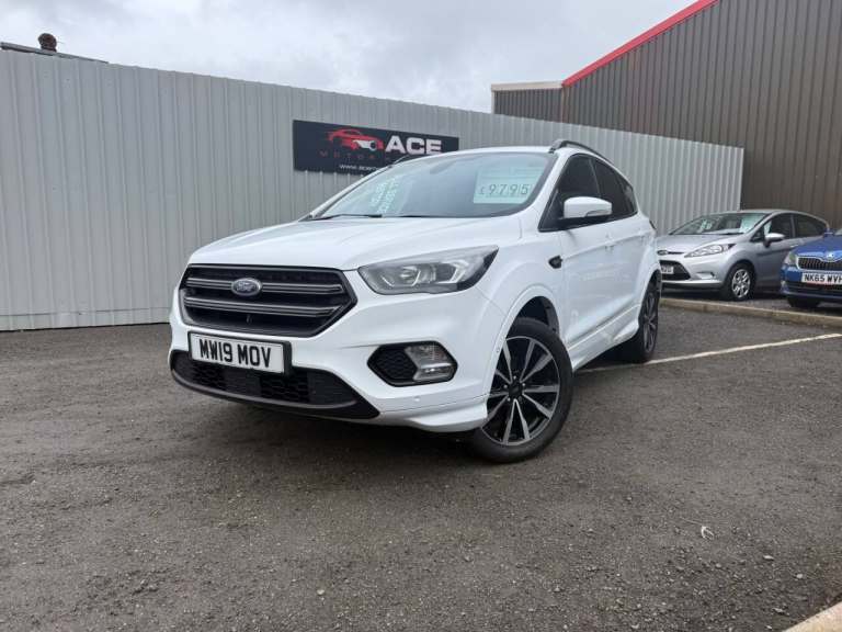 Ford Kuga 1.5 TDCi ST-Line 5dr 2WD, FSH, 2 keys Diesel