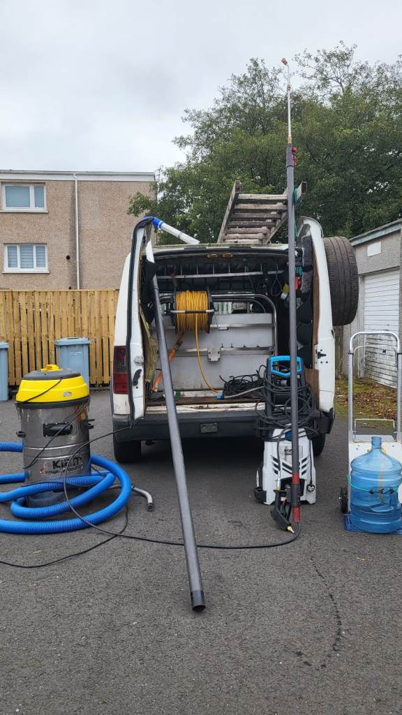 Water fed window cleaning van system with gutter vac , gutter pole and pressure pole
