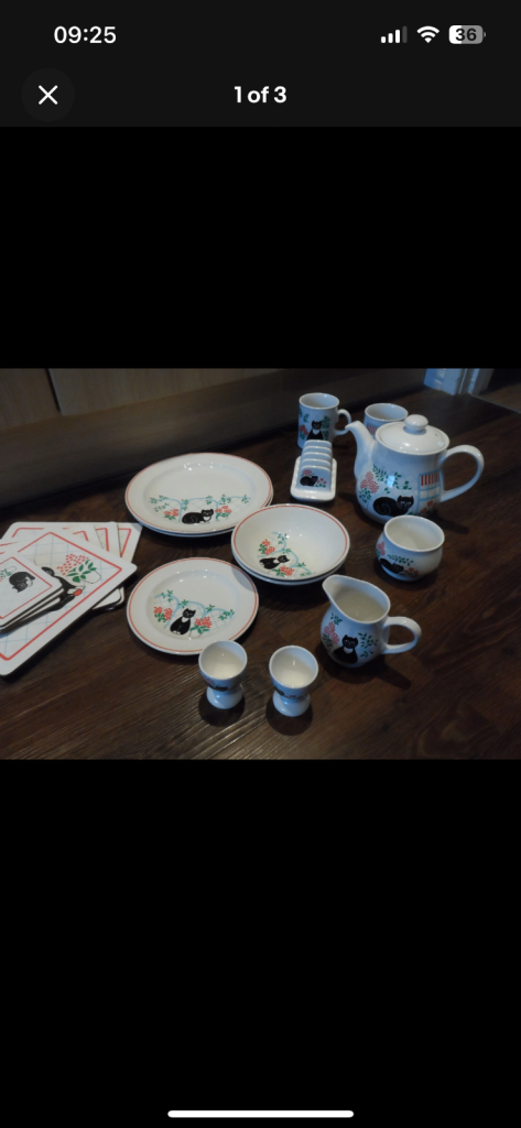 Crockery set. Cats.