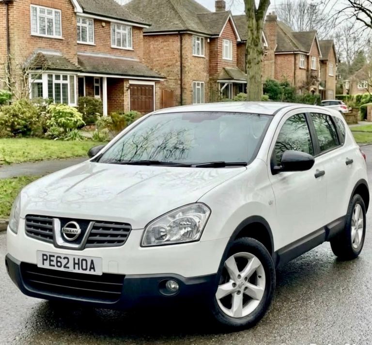 Nissan, QASHQAI, 1.6 petrol 2012 1YRS mot well maintained drives lovely 