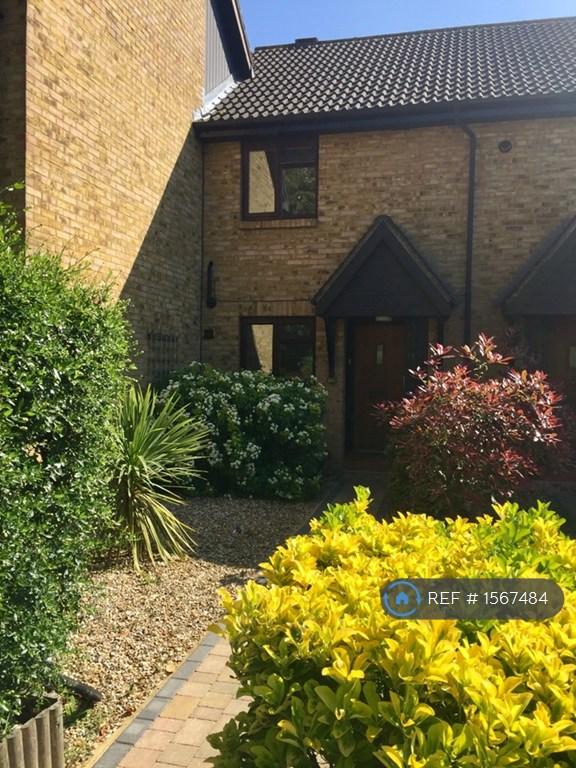 2 bedroom house in Foxwood Close, Feltham, TW13 (2 bed) (#1567484)