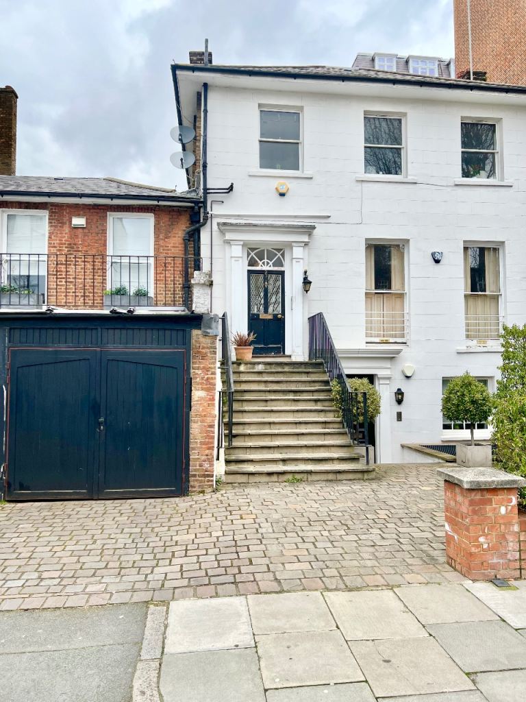 St John’s Wood Secure Garage For Rent