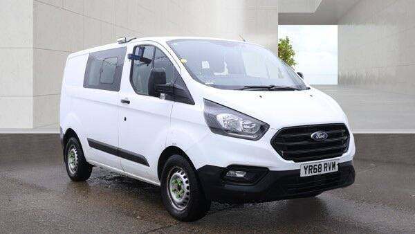Ford Transit Custom 2.0 320 EcoBlue Crew Van L1 H1 Euro 6 5dr (6 Seat) Diesel Manual