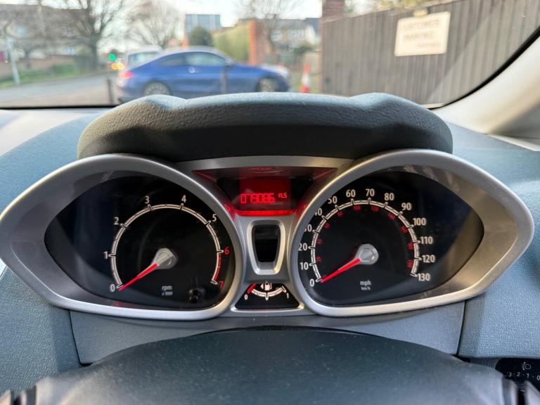 2010 Ford Fiesta 1.25 Zetec 5dr [82] HATCHBACK Petrol Manual