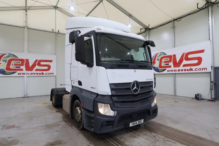 2014 (14 PLATE) Mercedes Benz Actros 1840 4x2 Euro 6 Tractor Units