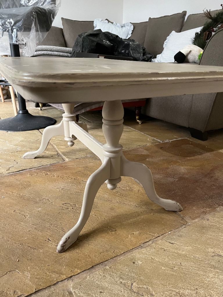 Shabby chic coffee table 