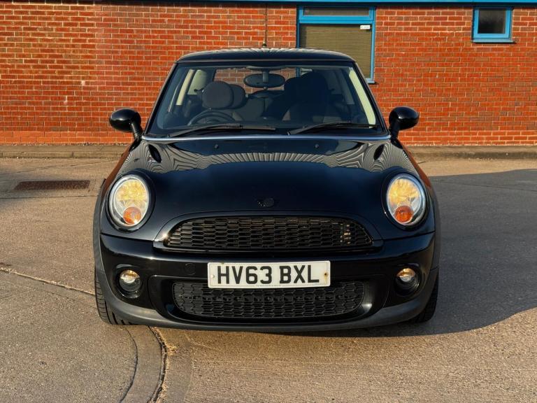 2014 MINI Hatch 1.6 Cooper D 3dr HATCHBACK DIESEL Manual