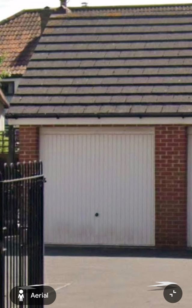 Single Garage to Rent 