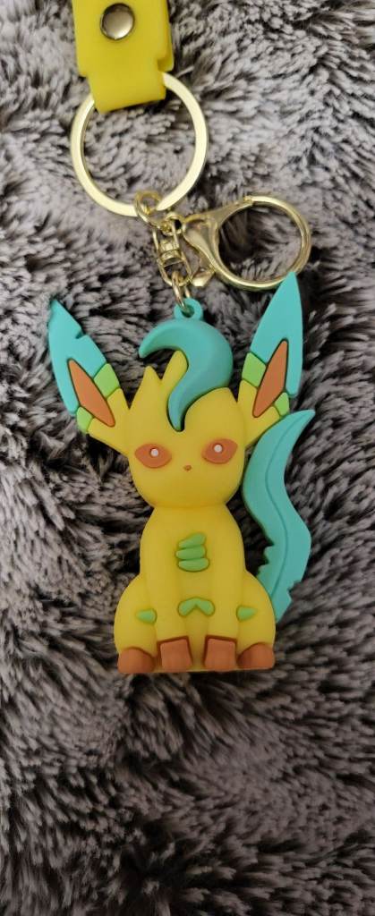 Pokemon Leafeon Figure Keychain