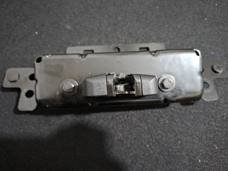 Peugeot 208 Tailgate Latch