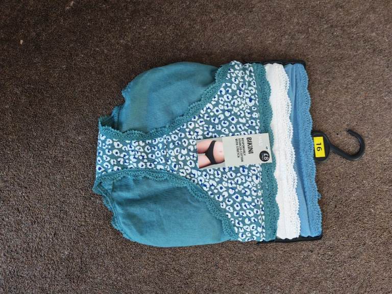 New M&S bikini knickers, 3 pack, size 16.