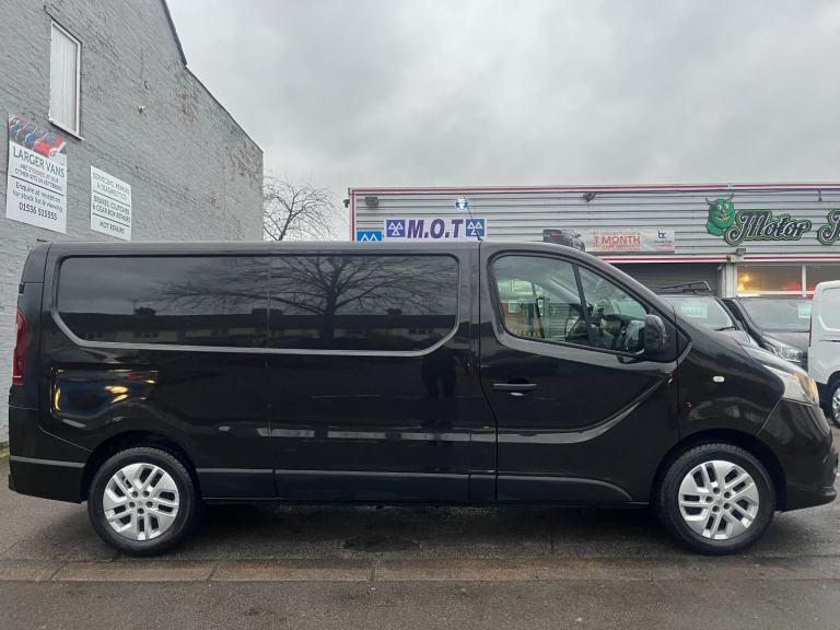 Renault Trafic 1.6 dCi 29 Sport Nav LWB Panel Van  DIESEL MANUAL 2019/68