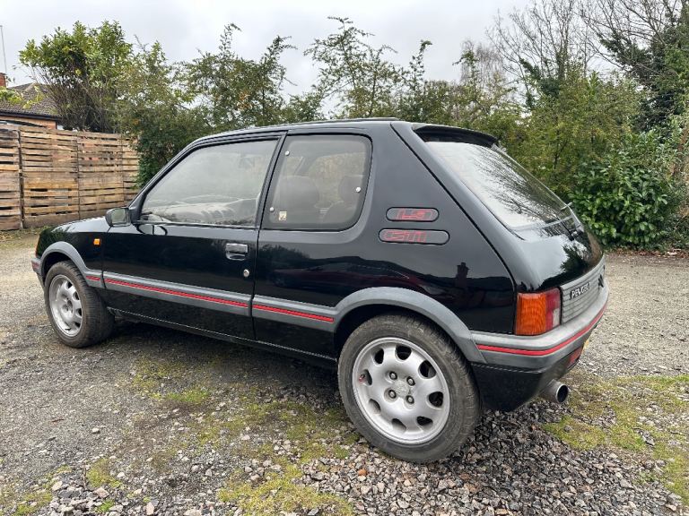** RARE 205 GTI ** 1989 PEUGEOT 205 GTI 1.9 PETROL 3 DOOR HATCHBACK IN EMBASSY BLACK WITH SUNROOF **
