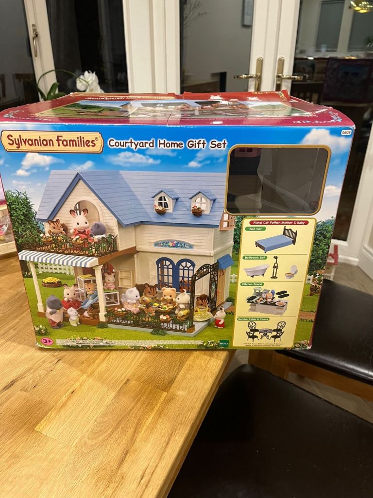 image for Sylvanian Families Courtyard Home and Family car set for sale