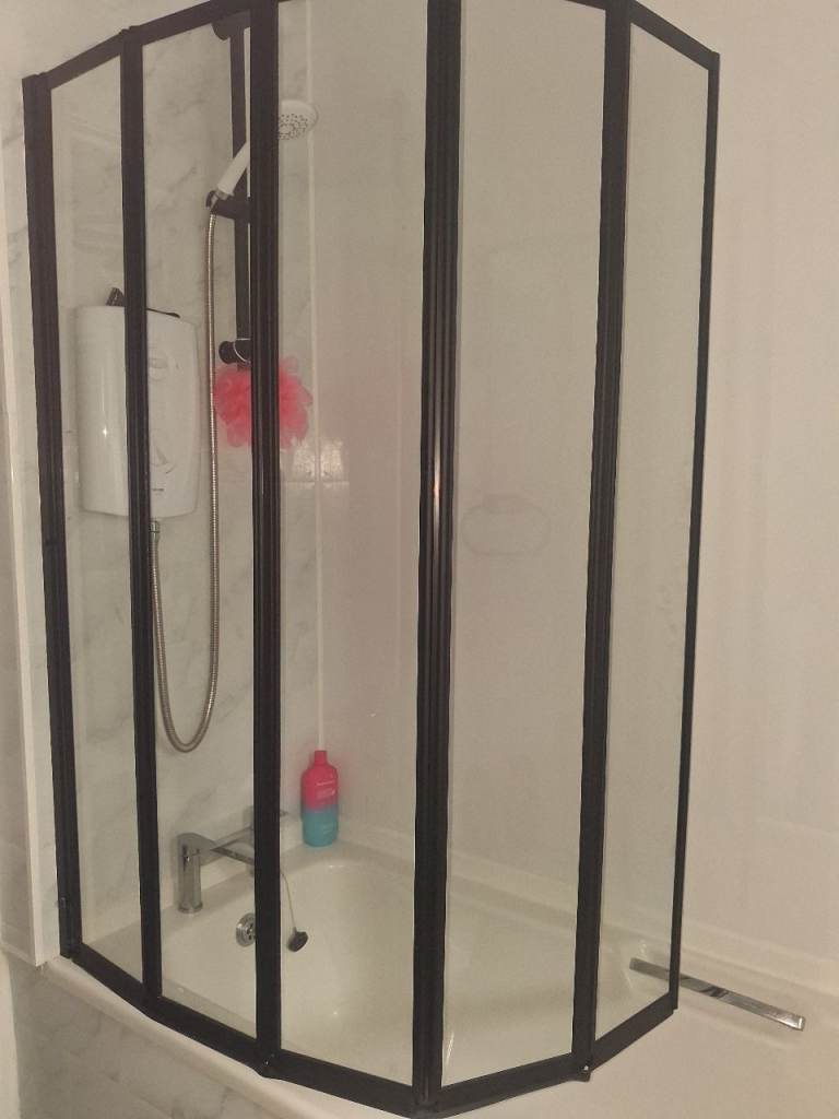 Black Framed Shower Enclosure for Bathtub – Good Condition