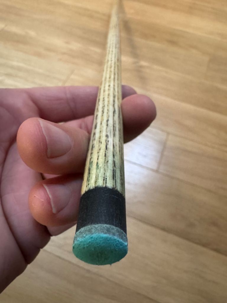 Pool Break Cue / 9 Ball Cue 13mm tip Great condition only 3 months old 