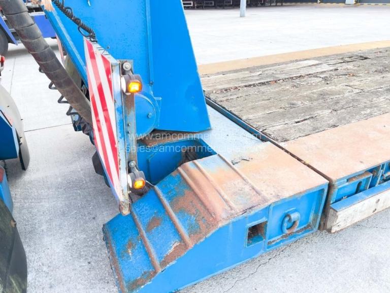 FAYMONVILLE STBZ-3VA Low Bed 3 Axle 