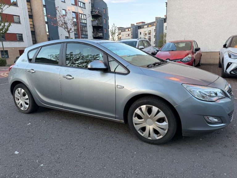 Vauxhall Astra 1.6 exclusive  1 years MOT no advisories ✅  (unlike ford focus or Vauxhall Corsa)