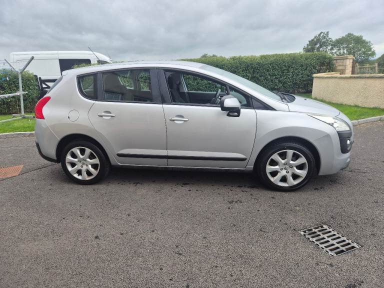 Peugeot 3008 Automatic, HDI, Not kuga, tiguan, Toyota Verso, 2008, A4.