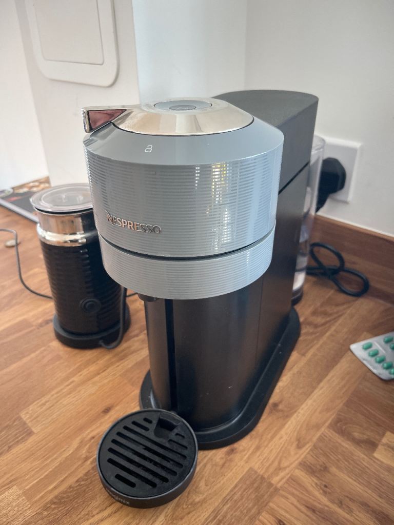 Nespresso Vertuo Pop Coffee Machine - Grey, Good Condition