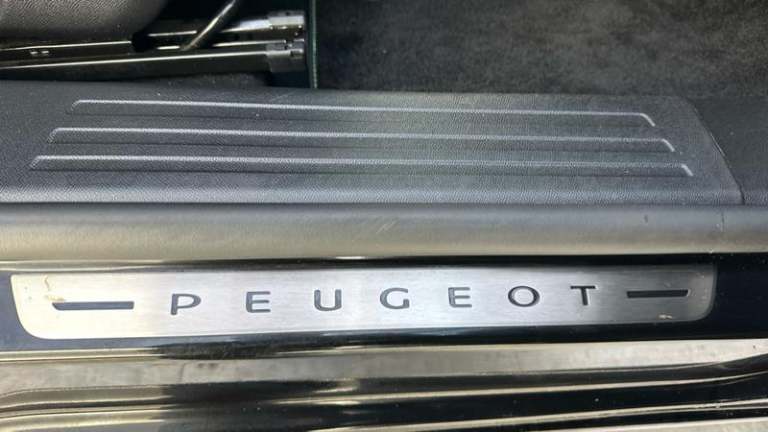 2022 Peugeot 2008 1.2 PureTech 130 GT Premium 5dr EAT8 HATCHBACK PETROL Automatic