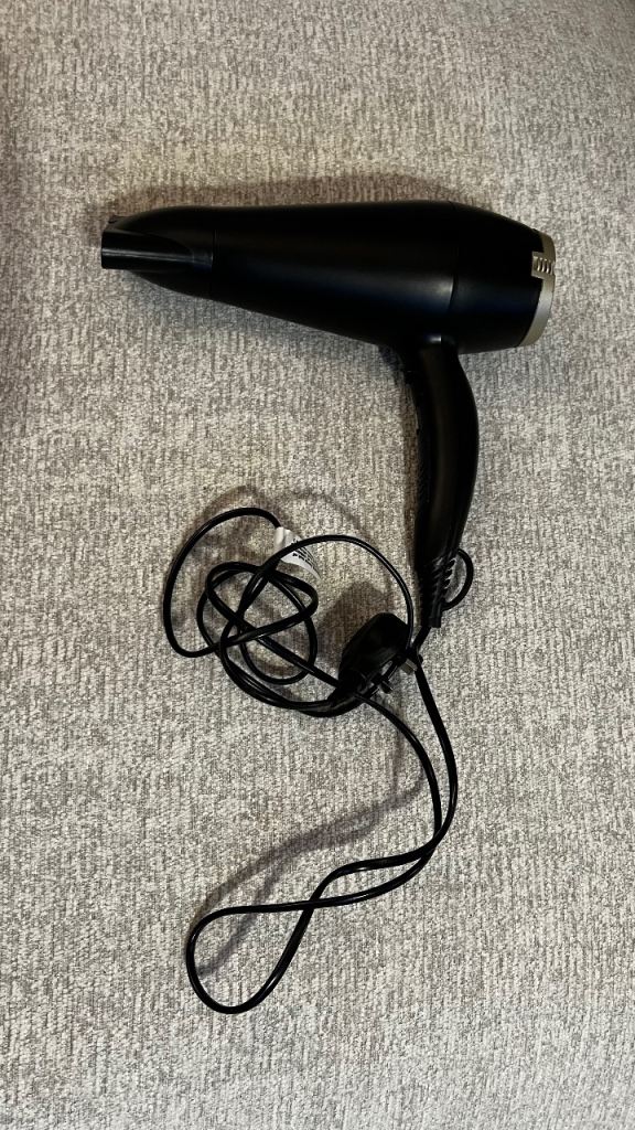 Hair dryer
