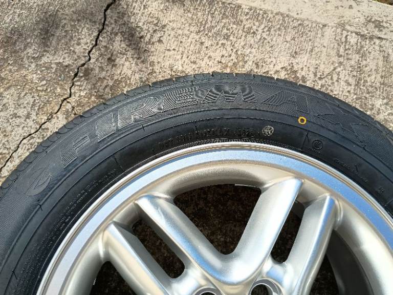 235 60 18" NEW JEEP SUV TYRE + ALLOY WHEEL