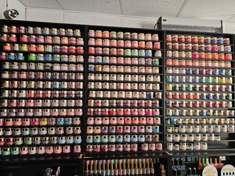 Bargain £500 Acrylic nail powder