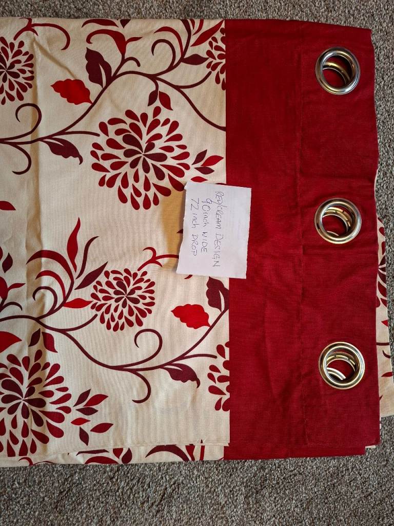 Pair of Floral Eyelet Curtains – Red & Cream, Good Condition