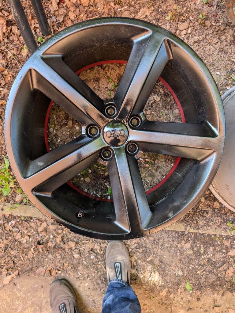 Audi 18in rims 