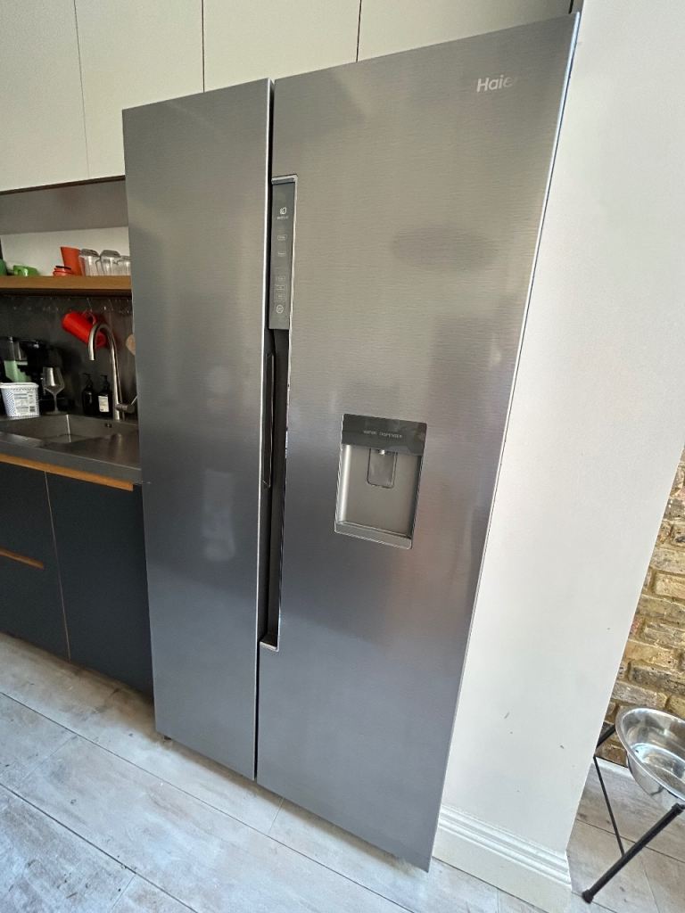 Haier Side-by-Side American Fridge Freezer - Water & Ice Dispenser