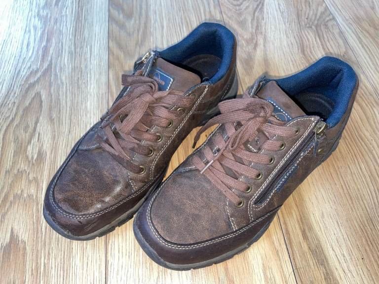 Mens Brown Leather Casual Shoes – Very Good Condition