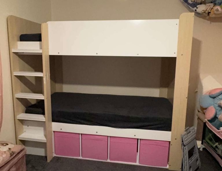 Bunk beds 