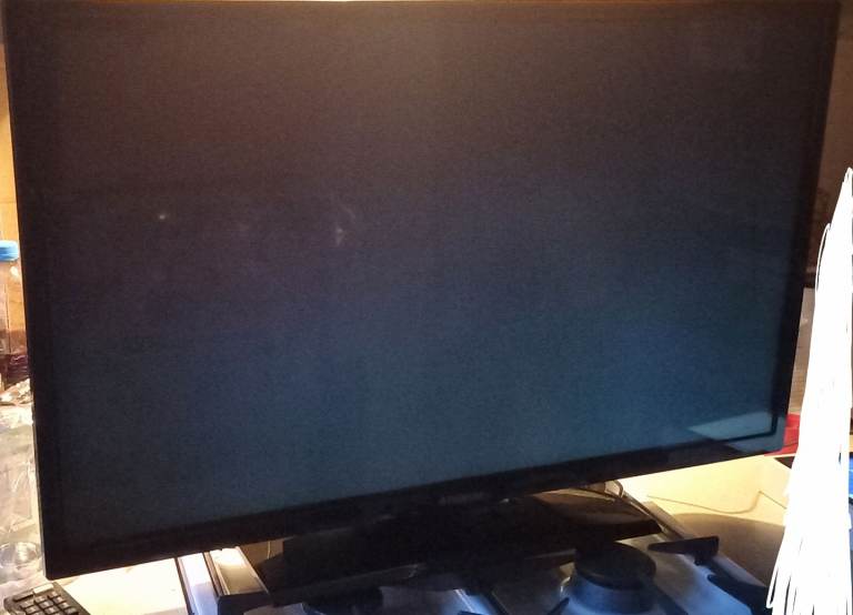 32inch Freeview TV READ DESCRIPTION