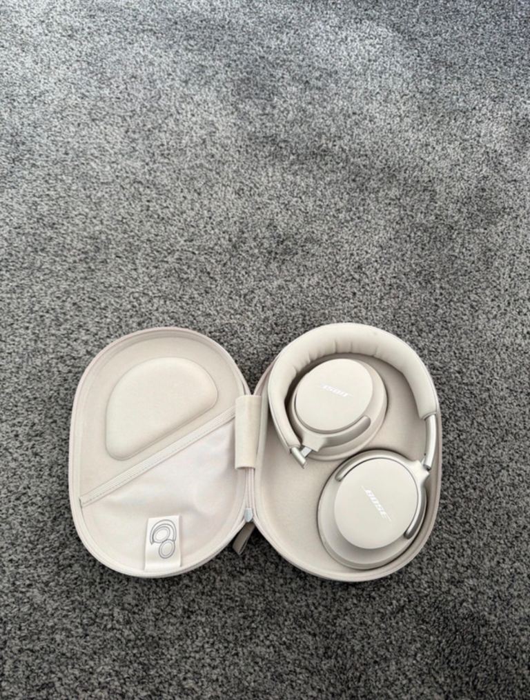 Bose QuietComfort Ultra Noise Cancelling over ear wireless Bluetooth headphones 