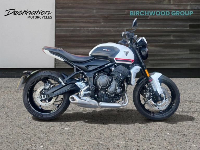 2022 Triumph Trident 660 Petrol white Manual