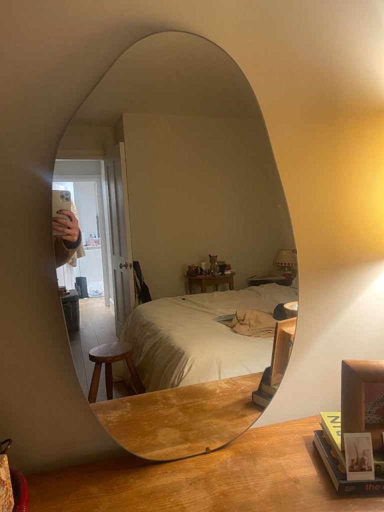 image for HM Asymmetric Mirror