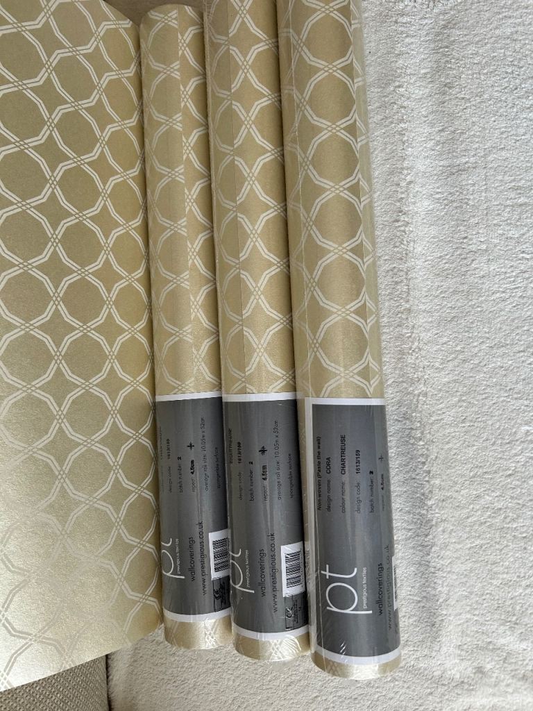 4 Rolls New Beige Gold Geometric Wallpaper