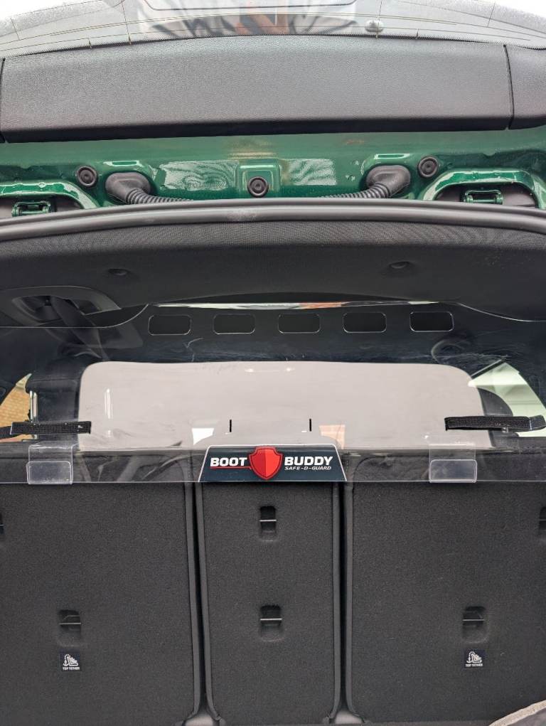 Boot buddy dog guard mini countryman 