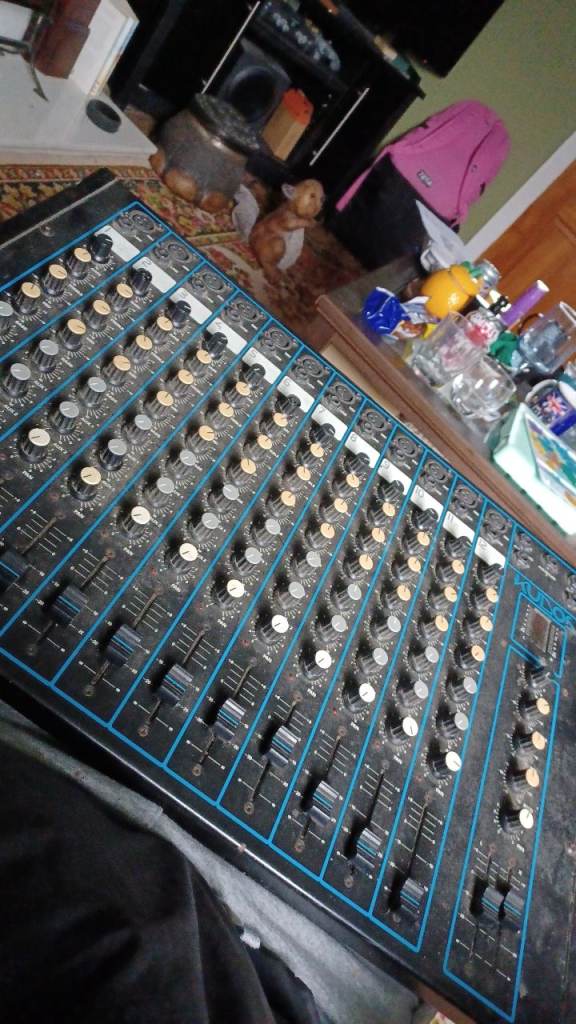 Kudos 12 channel mixer