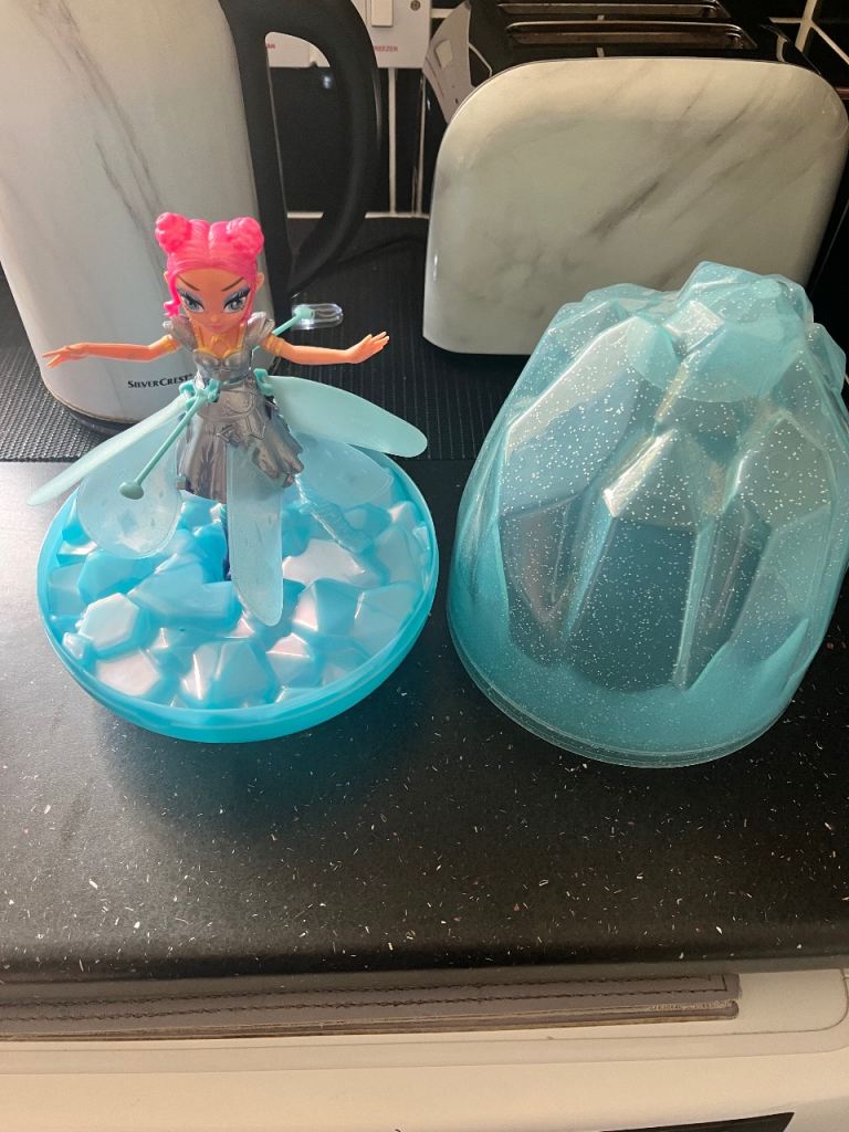 image for Flying pixie Hatchimals 