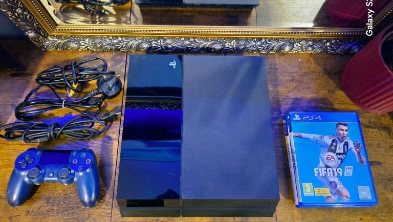 Playstation 4 - PS4 500GB