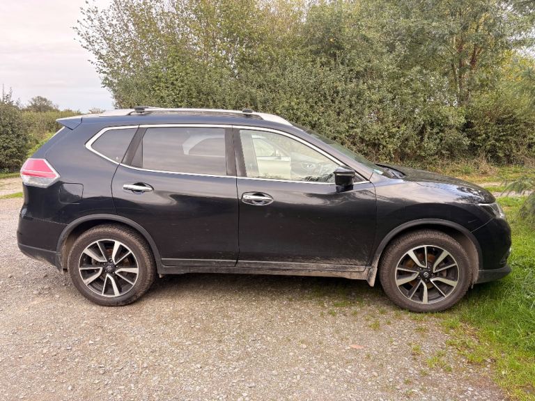 Nissan, X-TRAIL, Estate, 2016, Manual, 1598 (cc), 5 doors
