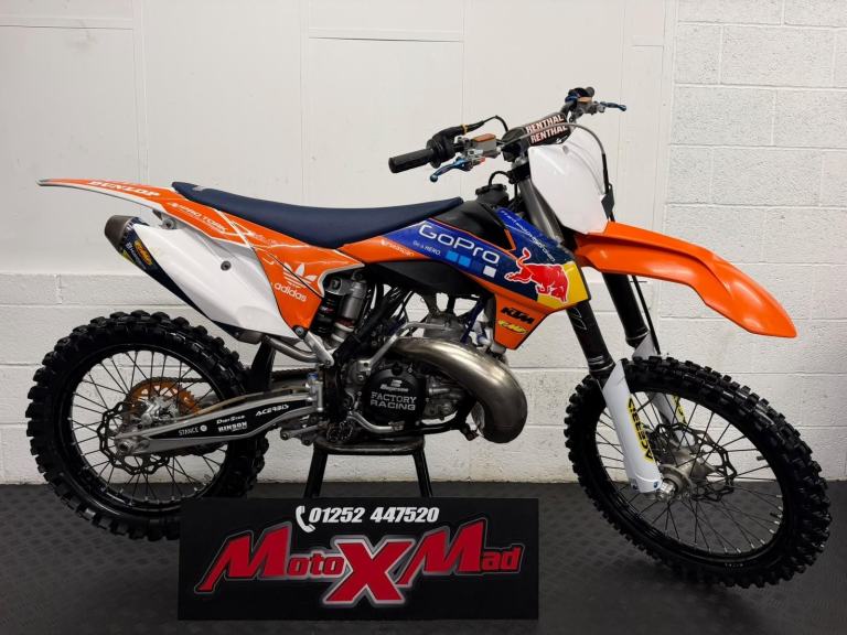 2016 KTM 250 2 Stroke! Mega clean example! Motocross bike