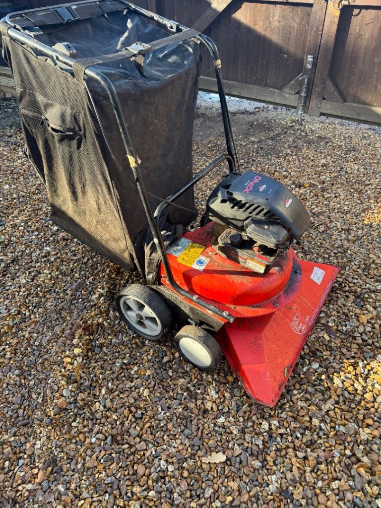 Alko leaf collector/hoover