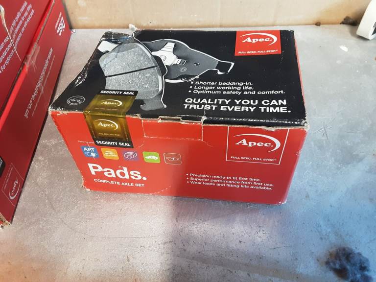 image for Citroen C4 picasso discs and pads