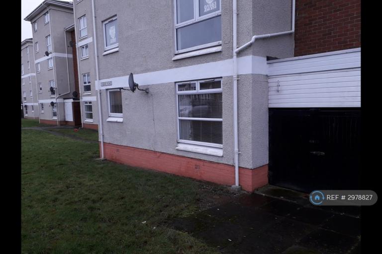 1 bedroom flat in Kerr Road, Kilmarnock, KA3 (1 bed) (#2978827)
