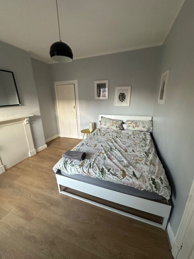 Double bedroom+DMU+LRI