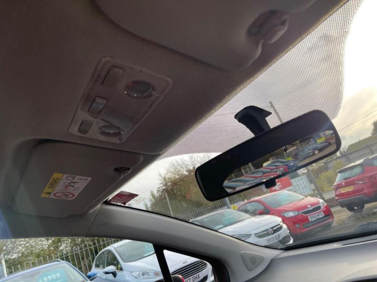 TOYOTA YARIS 1.33 Dual VVT-i Sport Euro 5 5dr Euro 5 2015