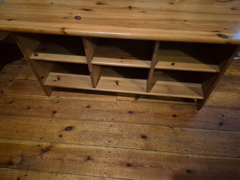Pine Wood console unit